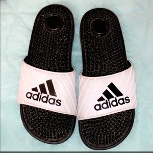 adidas slip on shoes